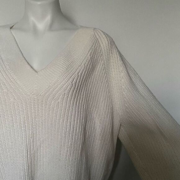 A New Day V neck Knit Sweater pullover - Picture 10 of 10